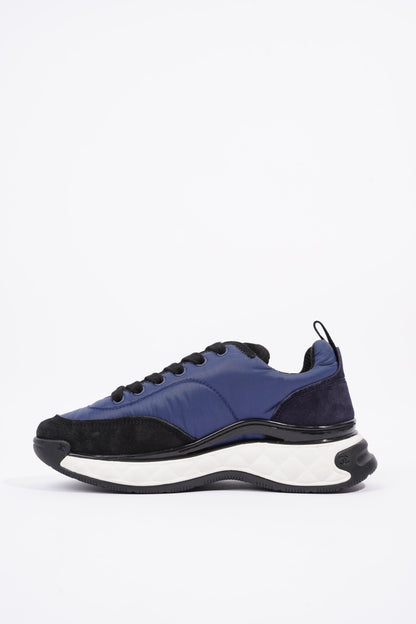 Chanel CC Logo Navy   Black EU 37   UK 4