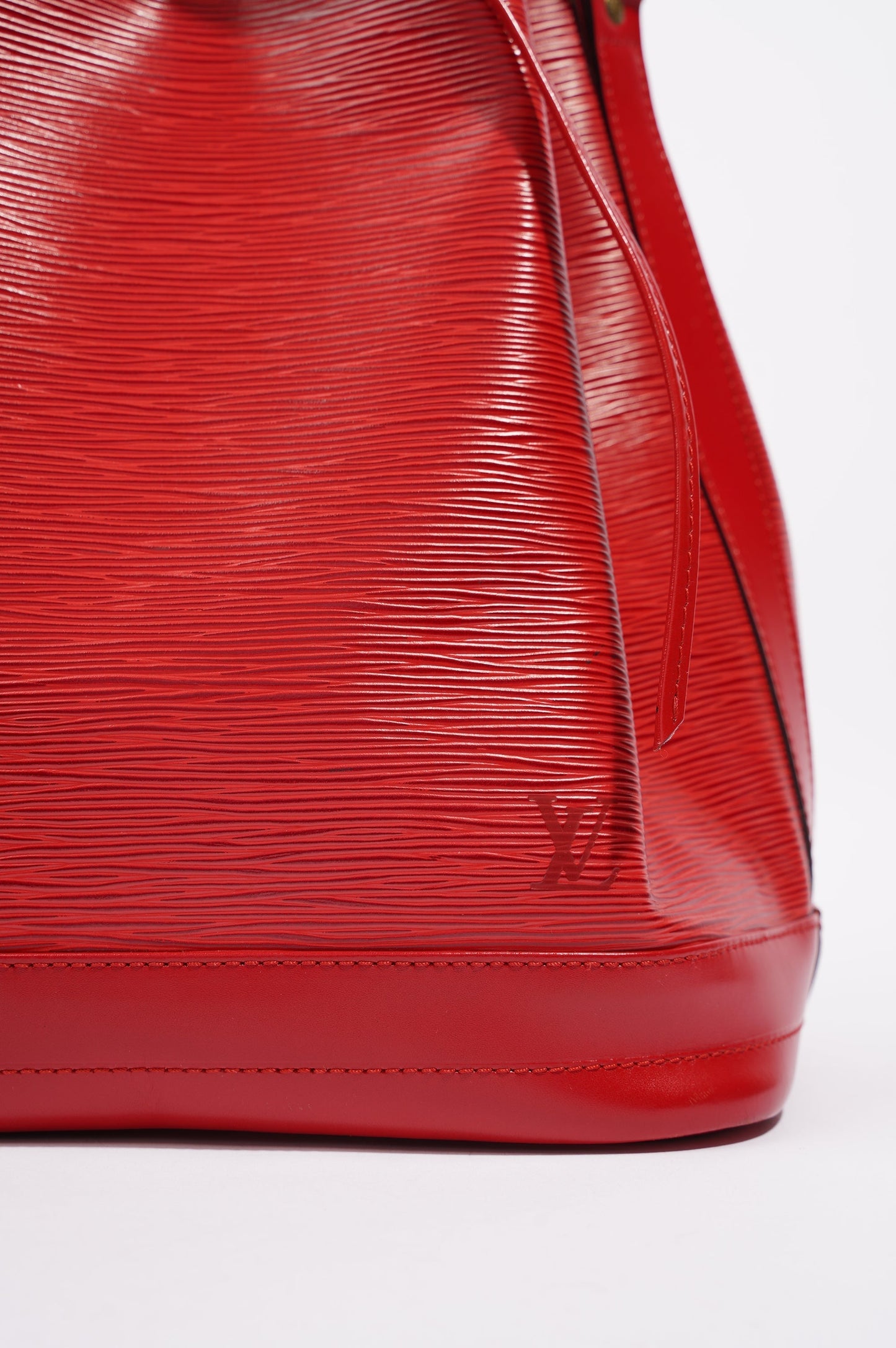 Louis Vuitton Noe Bag Red Epi Leather GM