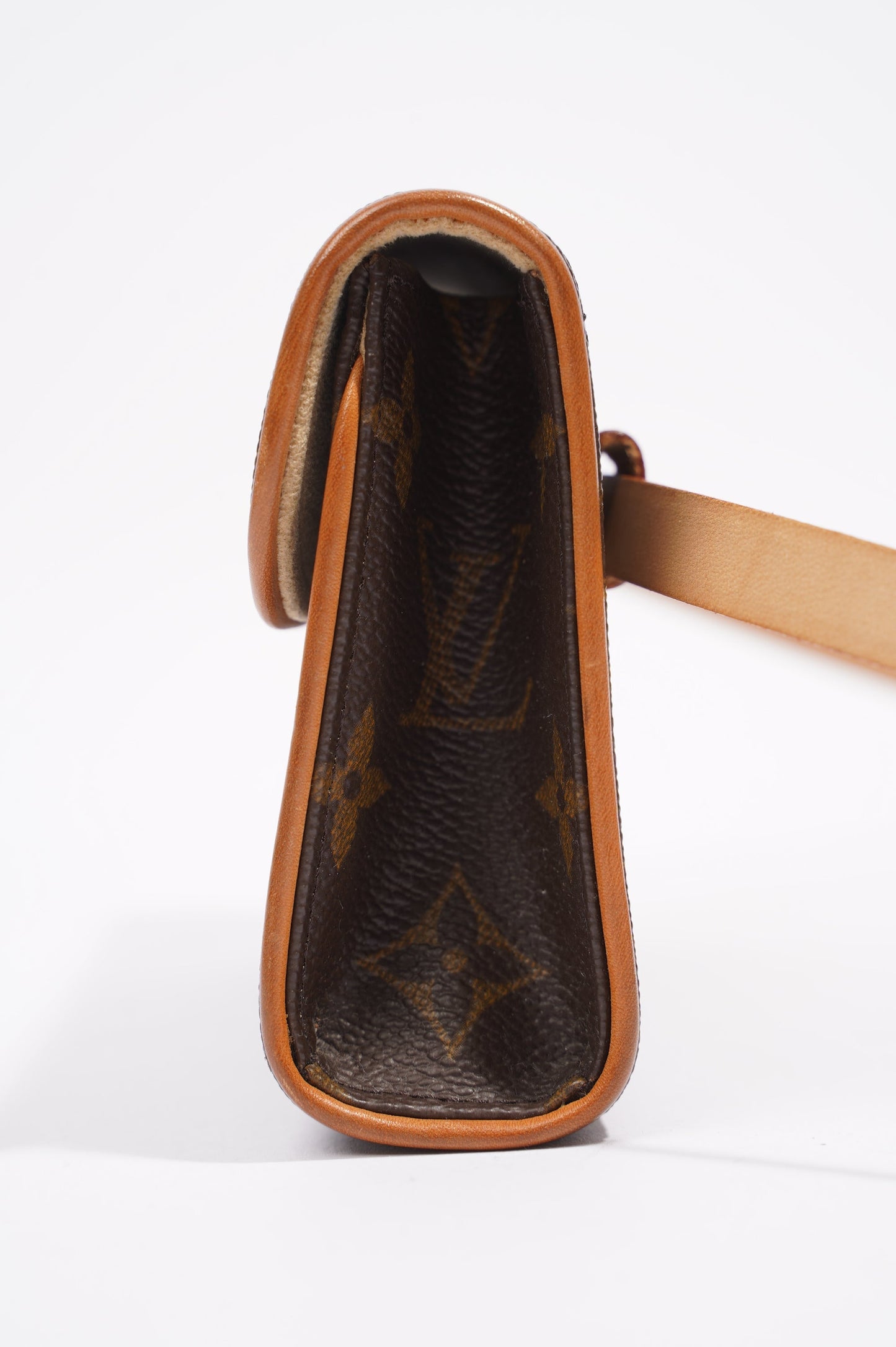 Louis Vuitton Pochette Florentine Monogram Canvas