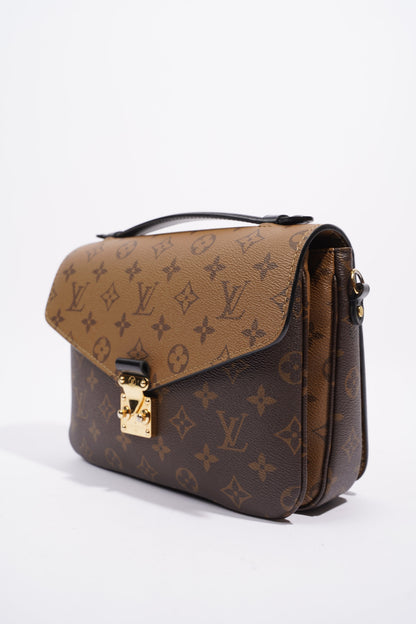 Louis Vuitton Womens Pochette Metis Reverse Monogram