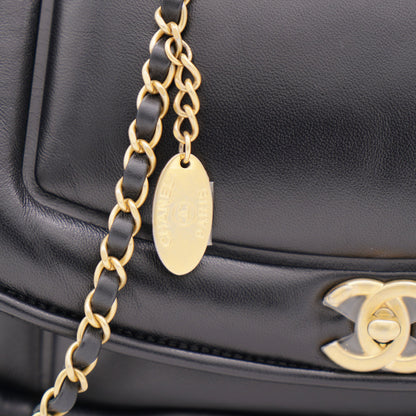 Medium Vintage Puffy Flap Bag in Black Lambskin