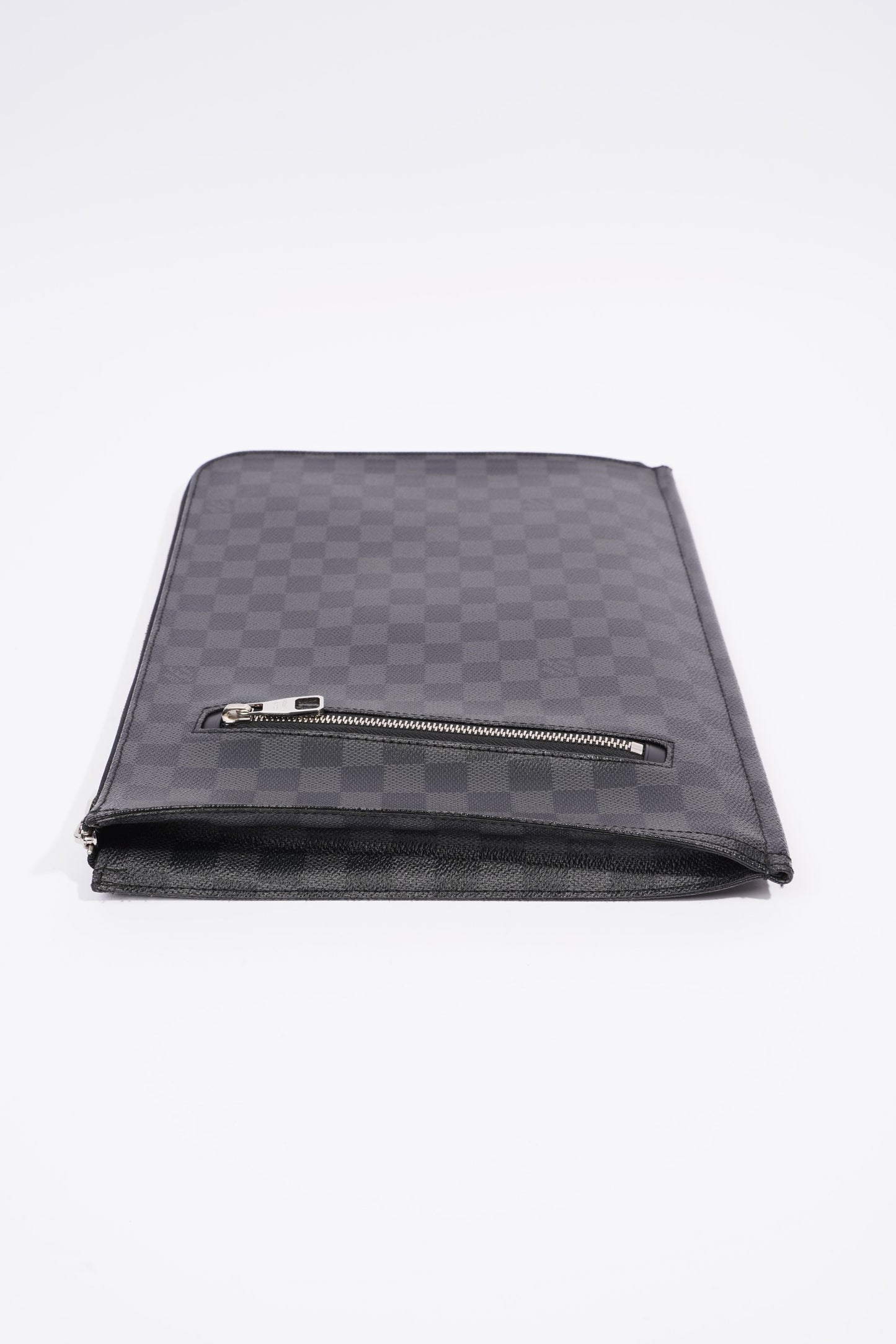 Louis Vuitton Poche-Document Damier Graphite Canvas