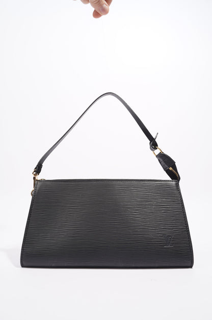 Louis Vuitton Womens Pochette Black Epi Leather