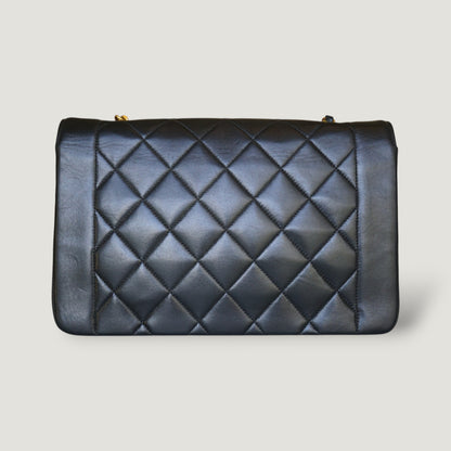 CHANEL DIANA MEDIUM BAG