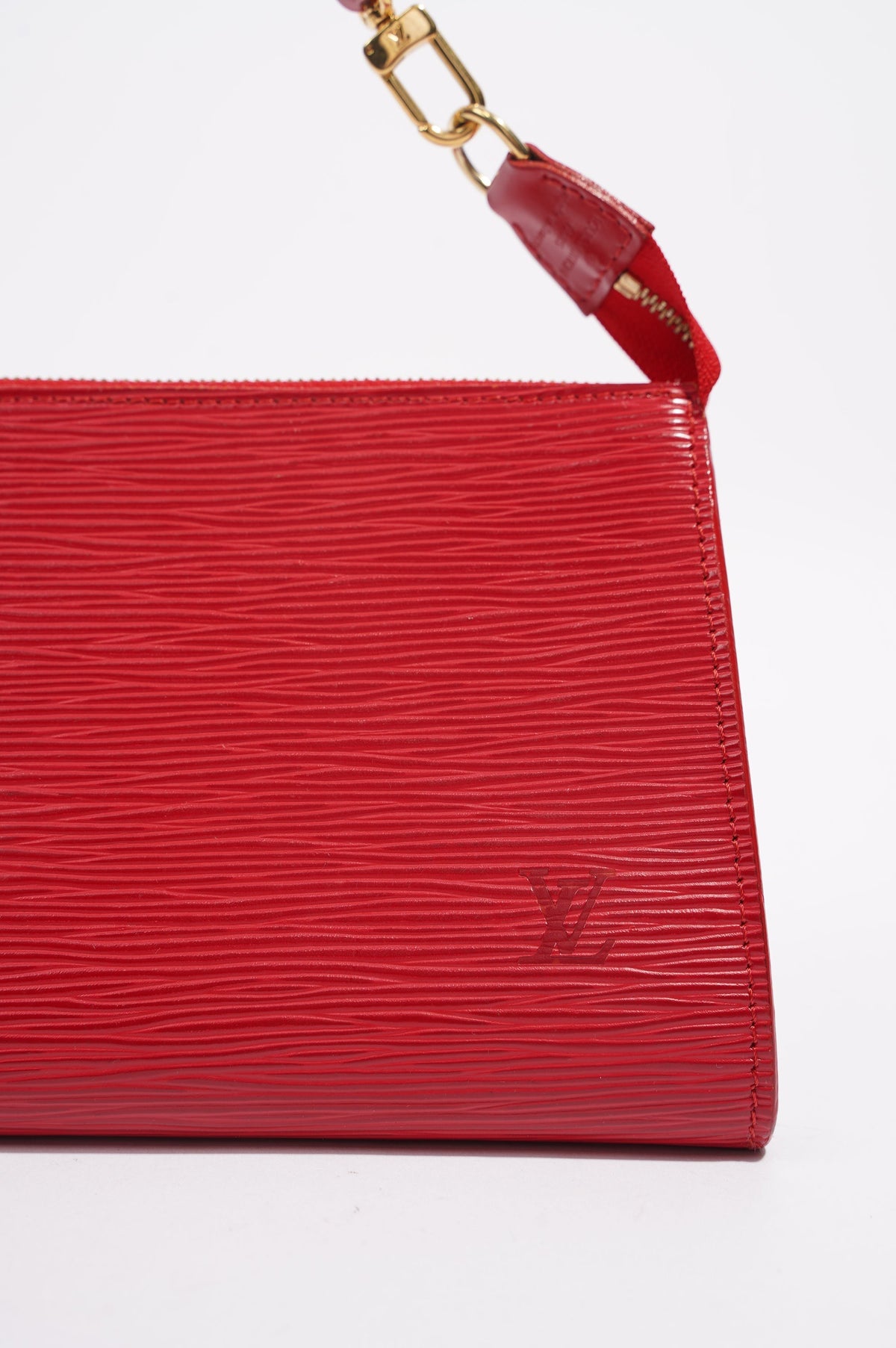 Louis Vuitton Womens Pochette Red Epi Leather