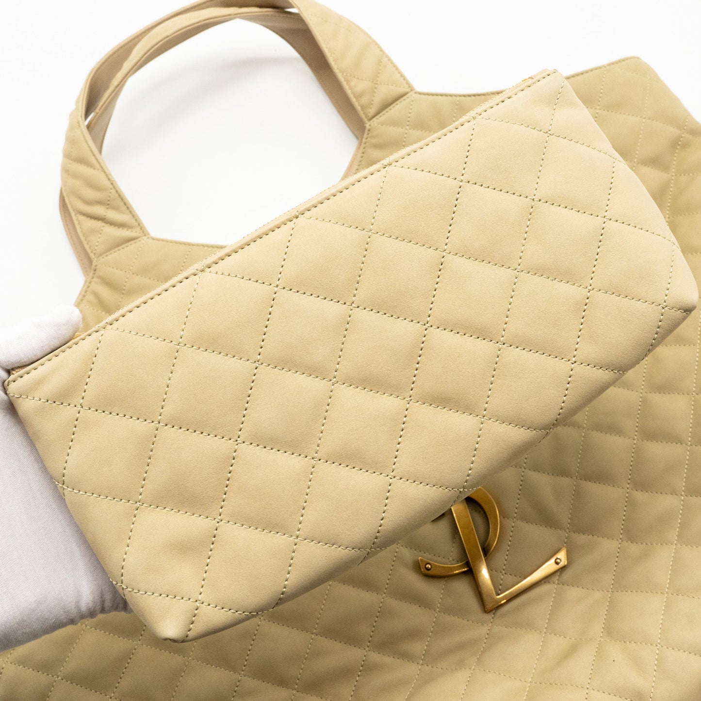 SAINT LAURENT/YSL ICARE Maxi Quilted Tote Bag Nubuck Suede Beige GHW