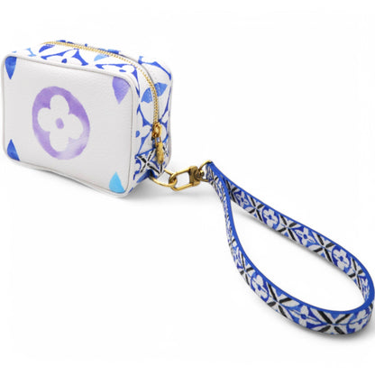 Louis-vuitton Monogram Giant By The Pool 2.0 Wapity Case Blue