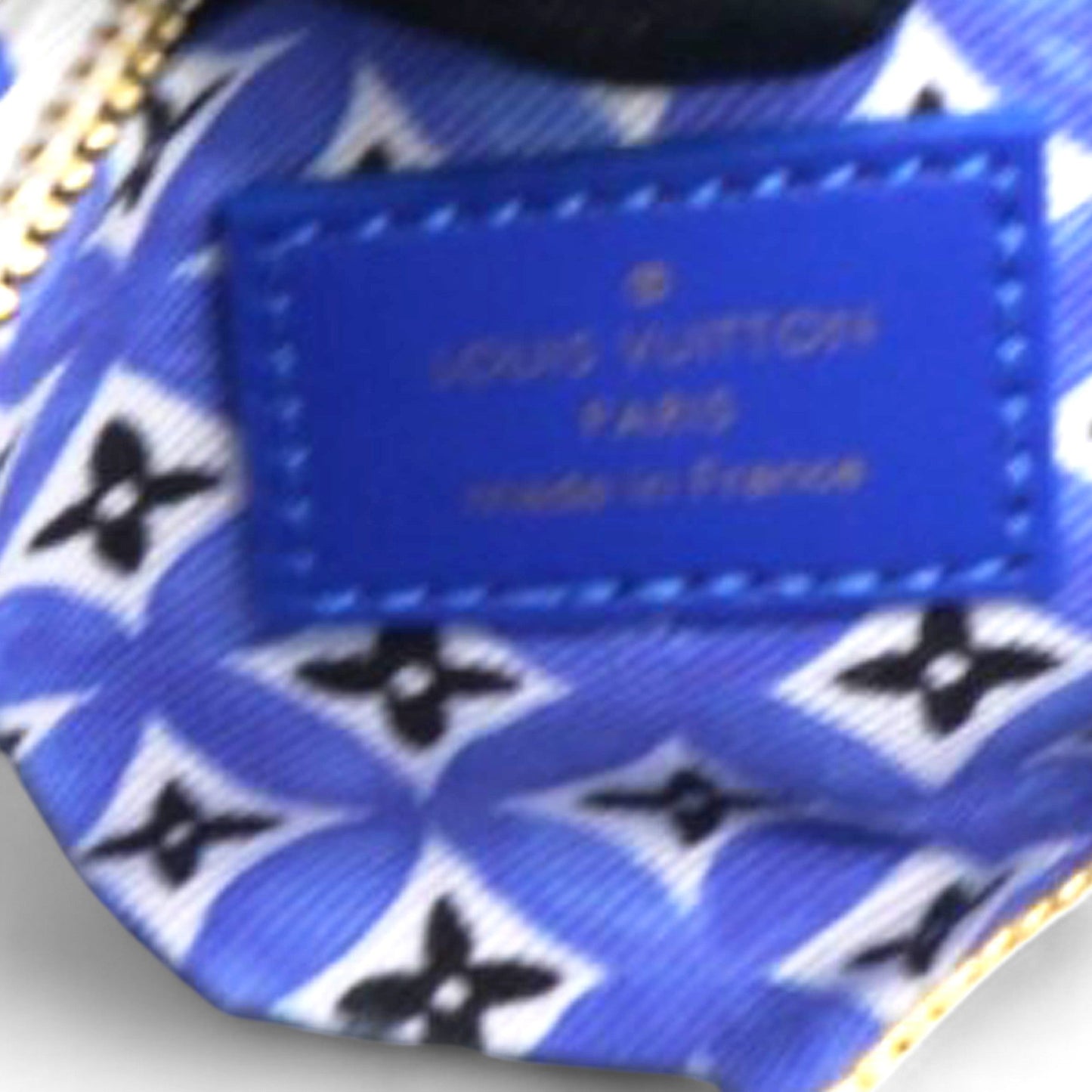 Louis-vuitton Monogram Giant By The Pool 2.0 Wapity Case Blue