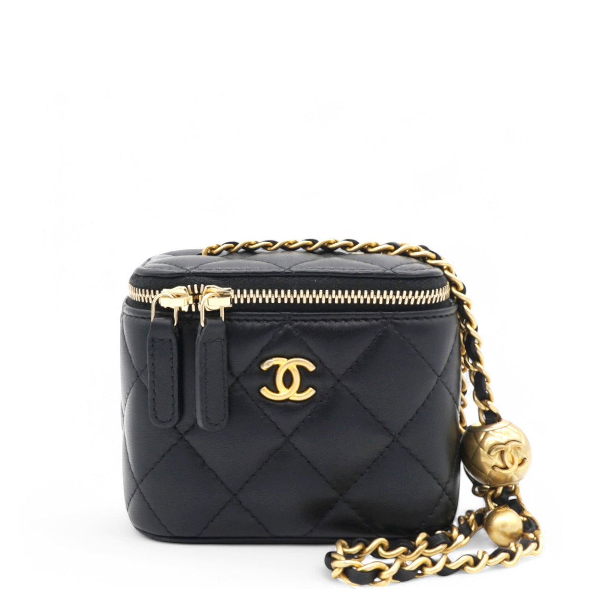 Lambskin Quilted Mini Pearl Crush Vanity Case With Chain Black