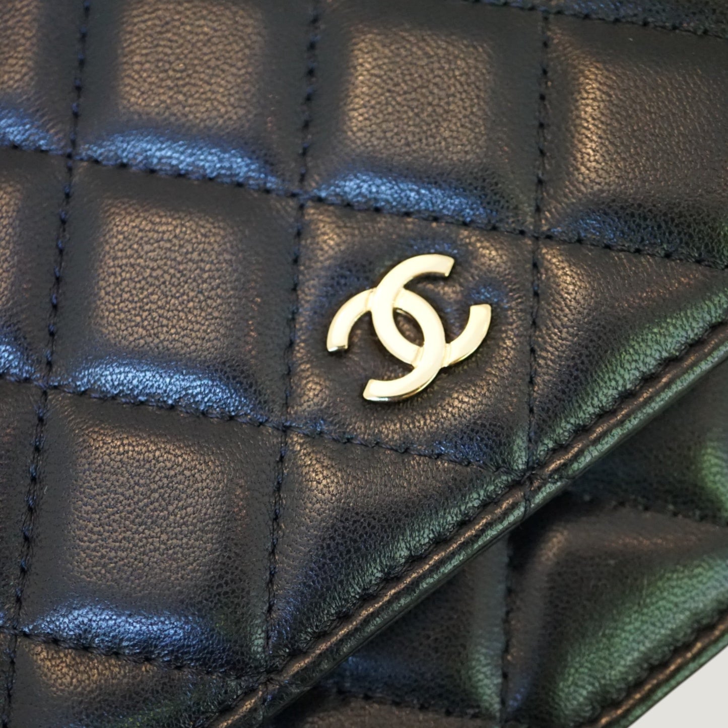 CHANEL WALLET ON CHAIN