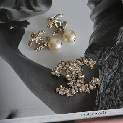 CHANEL BROOCH