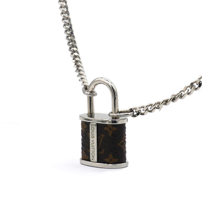 Louis-vuitton Monogram Lock Pendant Necklace Silver