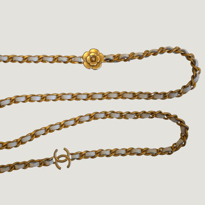 CHANEL WALLET ON CHAIN | CAMELLIA