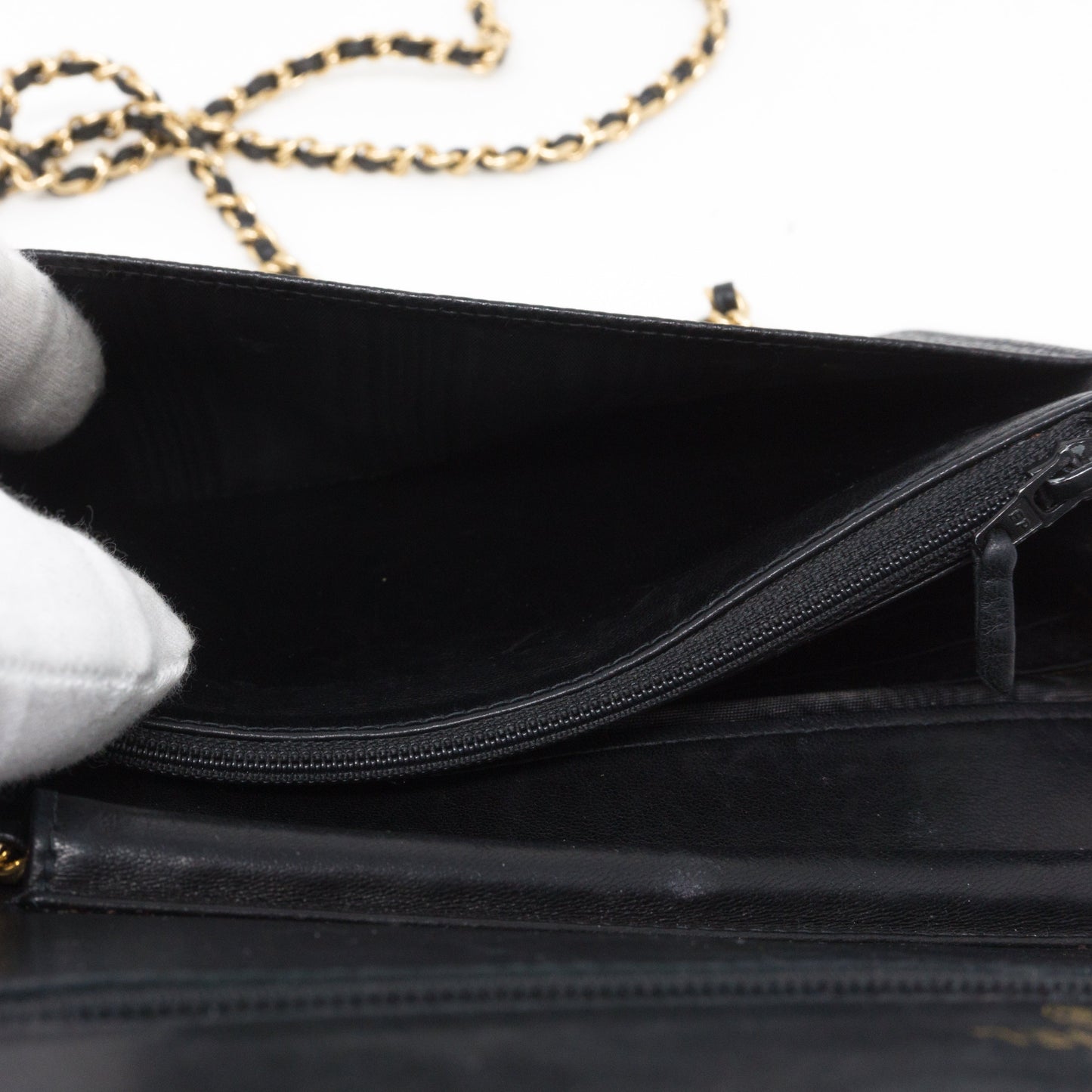 Timeless CC Wallet On Chain Black Caviar Leather