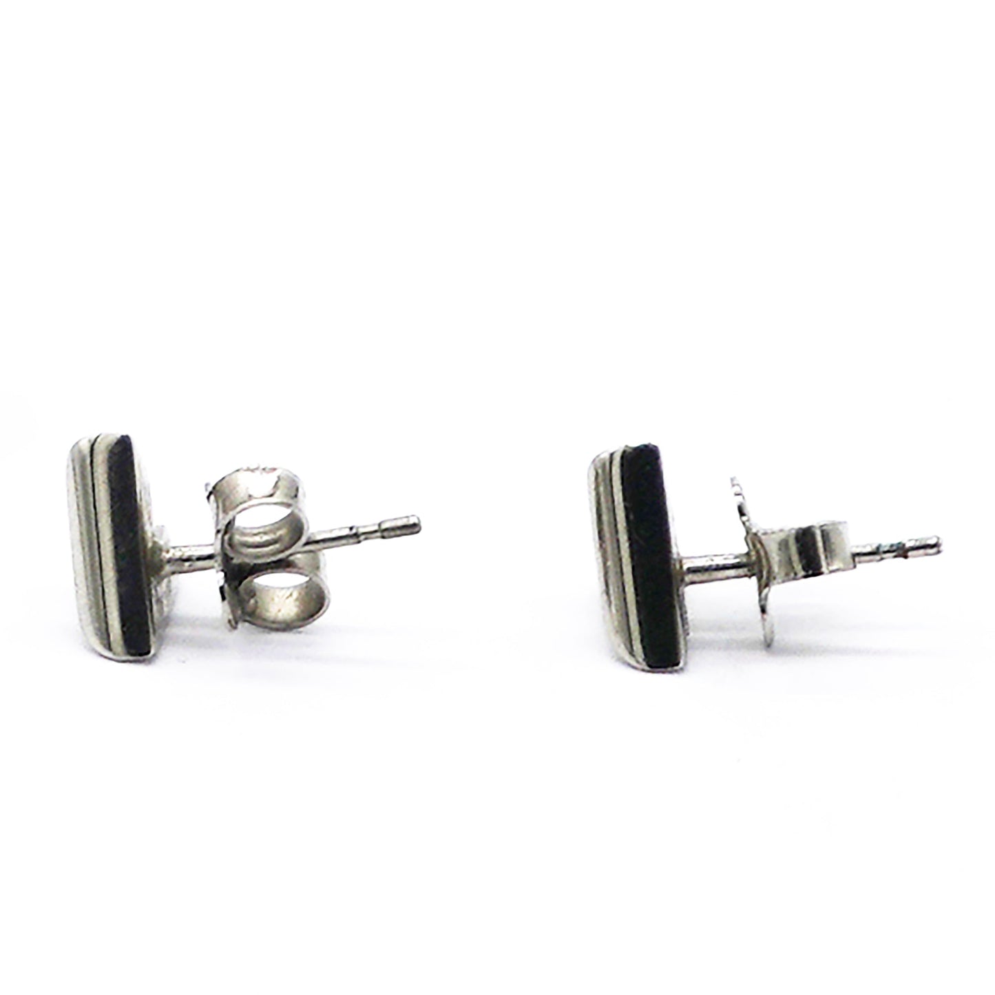 Louis-vuitton Essential V Stud Earrings Silver