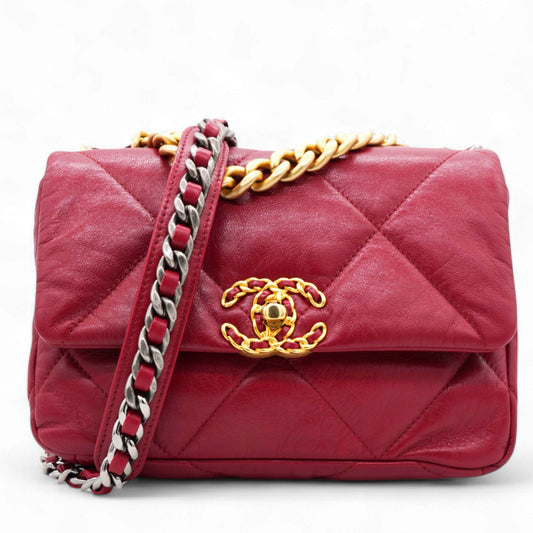 Lambskin Quilted Medium Chanel 19 Flap Red