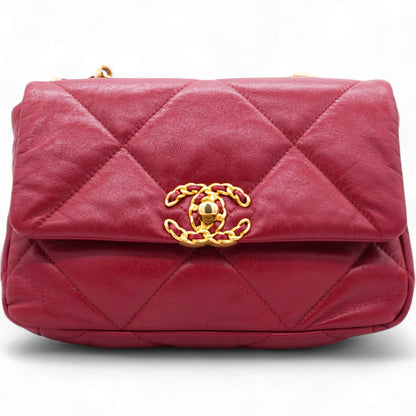 Lambskin Quilted Medium Chanel 19 Flap Red