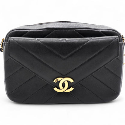 Lambskin Chevron Quilted Coco Envelope Flap Camera Case Black