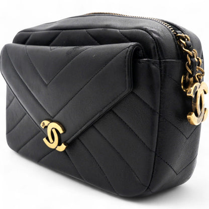 Lambskin Chevron Quilted Coco Envelope Flap Camera Case Black