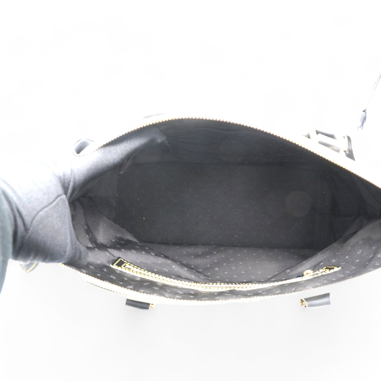 Louis-vuitton Suhali Lockit GM Black