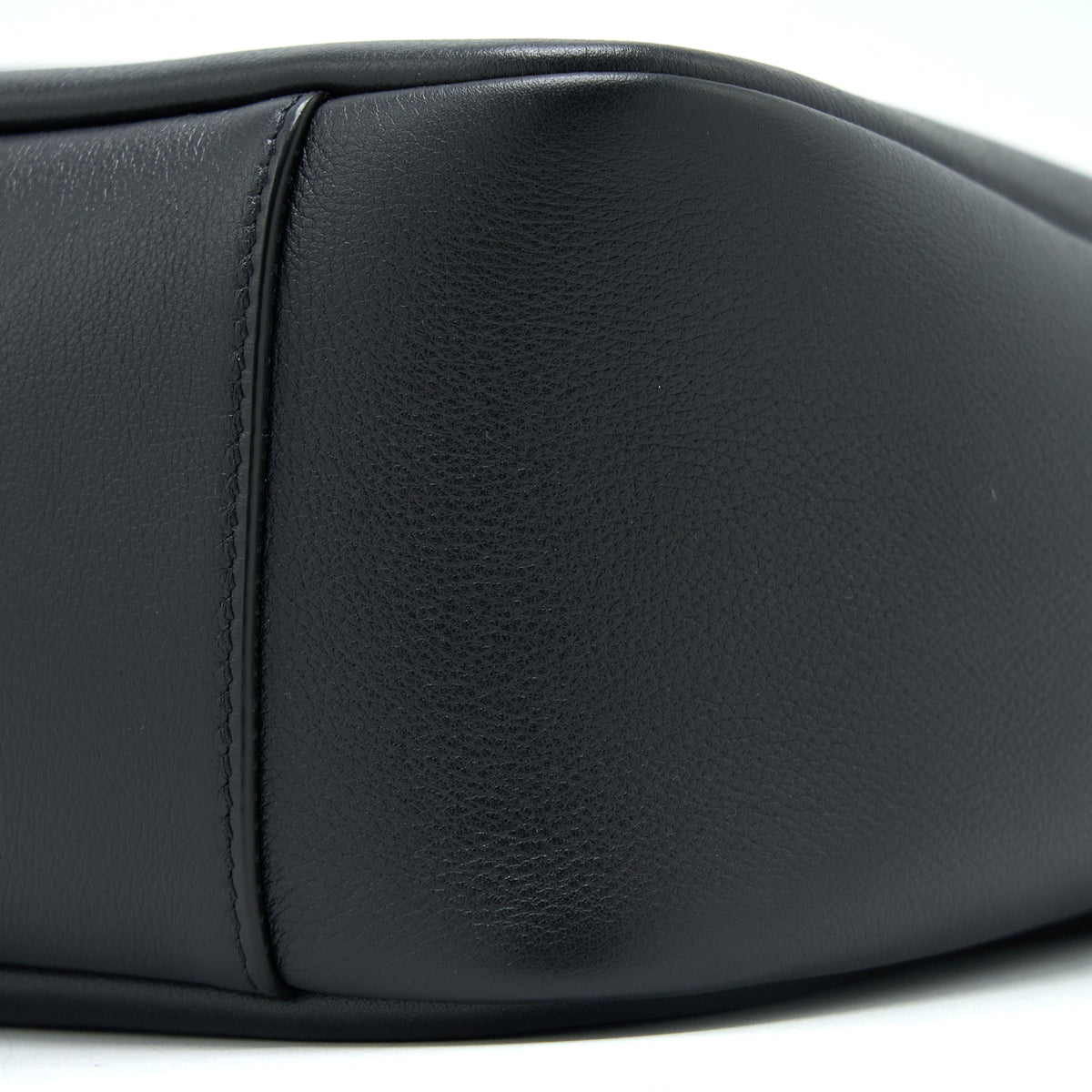 Saint laurent Le 5 A 7 Soft Small Bag in Smooth Calfskin Black Brushed GHW