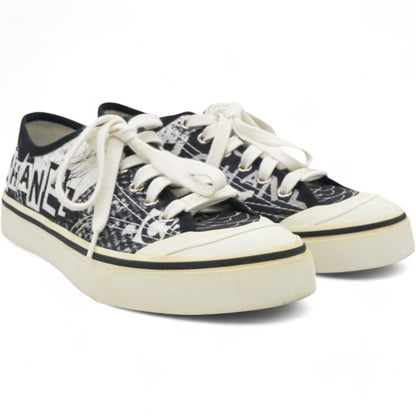 Printed Fabric Low Top Logo Sneakers White Black Size 38