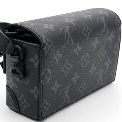 Louis-vuitton Monogram Eclipse Steamer Wearable Wallet