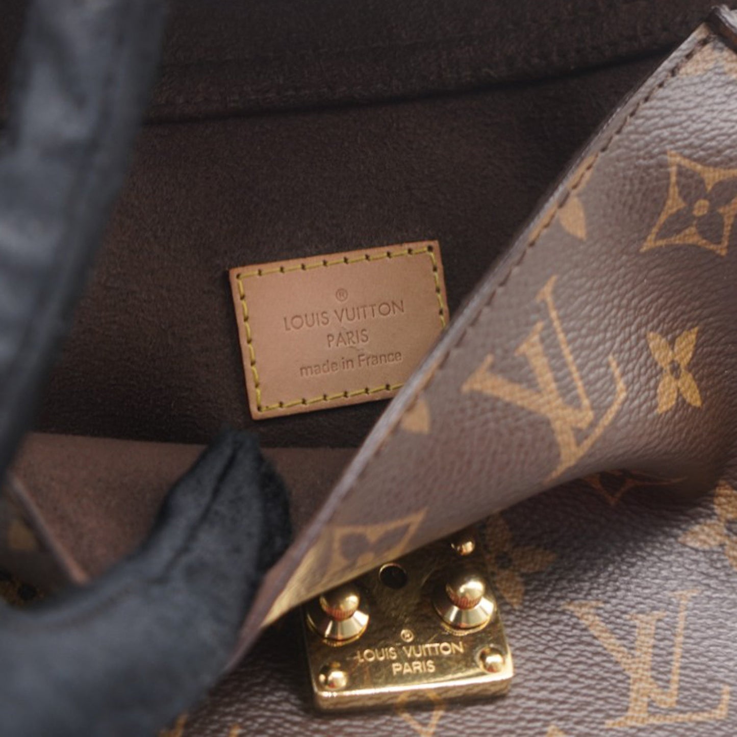 Louis-vuitton Monogram Canvas Metis Hobo