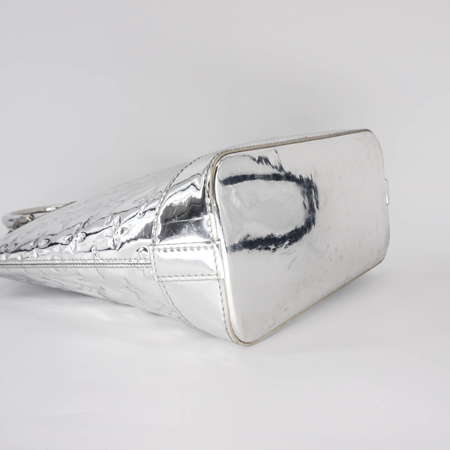 Louis-Vuitton Silver Monogram Miroir Lockit Handbag