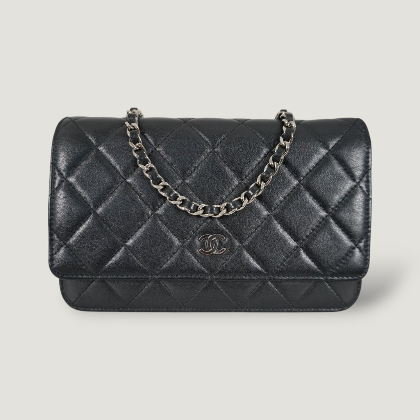 CHANEL WALLET ON CHAIN