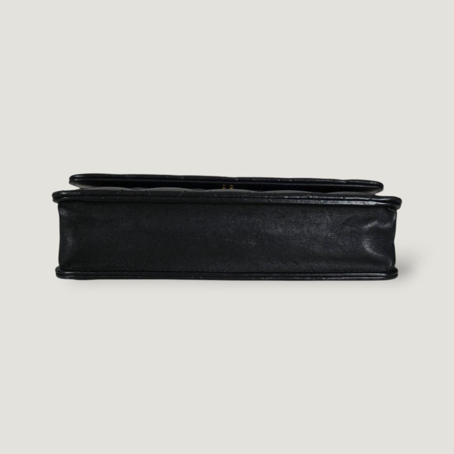 CHANEL WALLET ON CHAIN