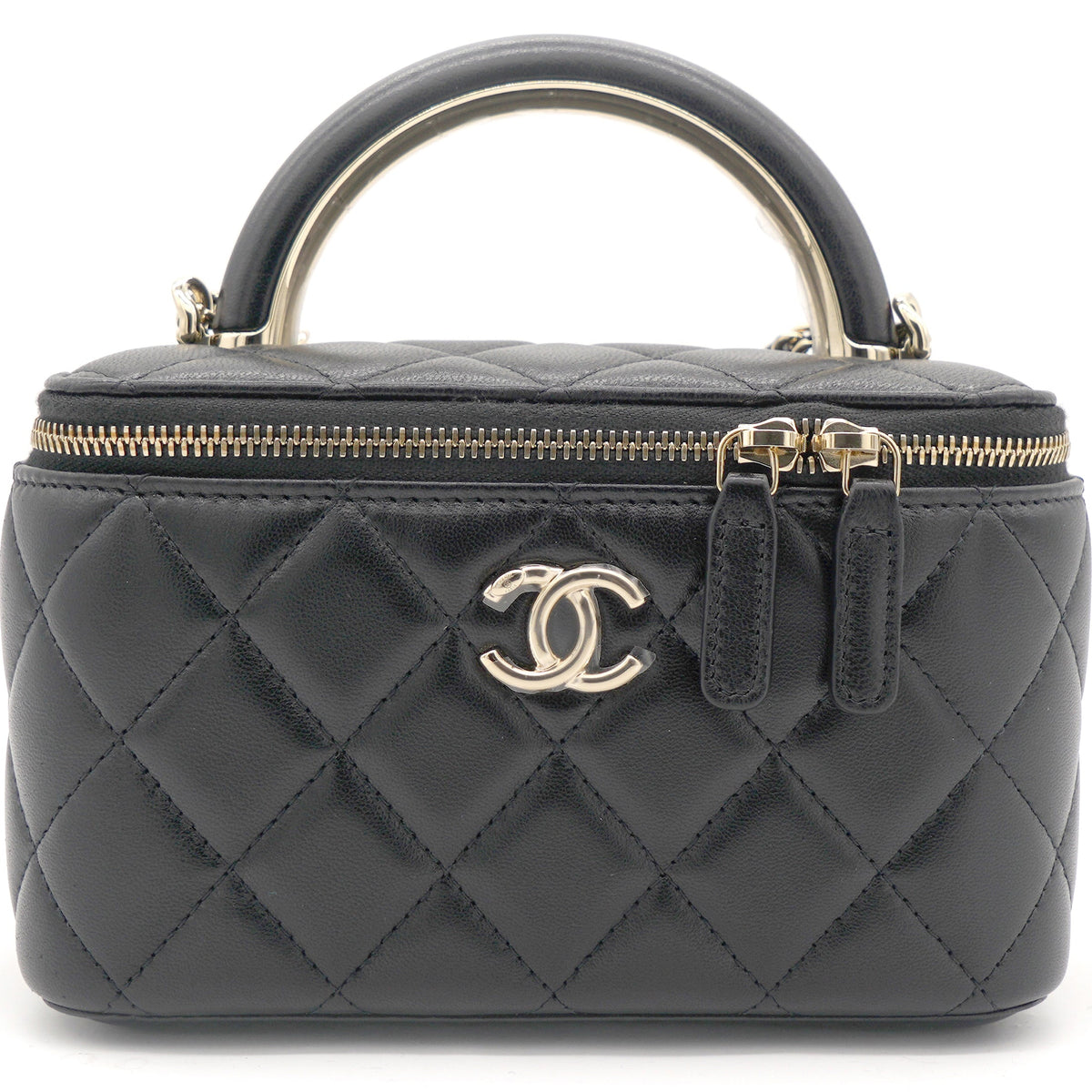 Lambskin Quilted Small Top Handle Vanity Case With Chain Black