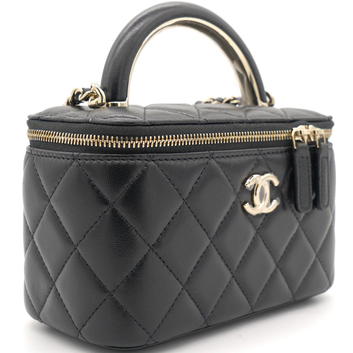 Lambskin Quilted Small Top Handle Vanity Case With Chain Black
