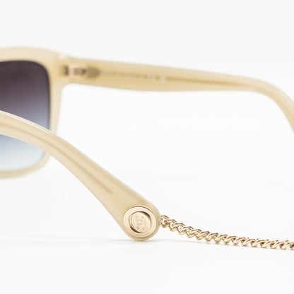 Chanel Sunglasses With Pearl Chain Multicolour