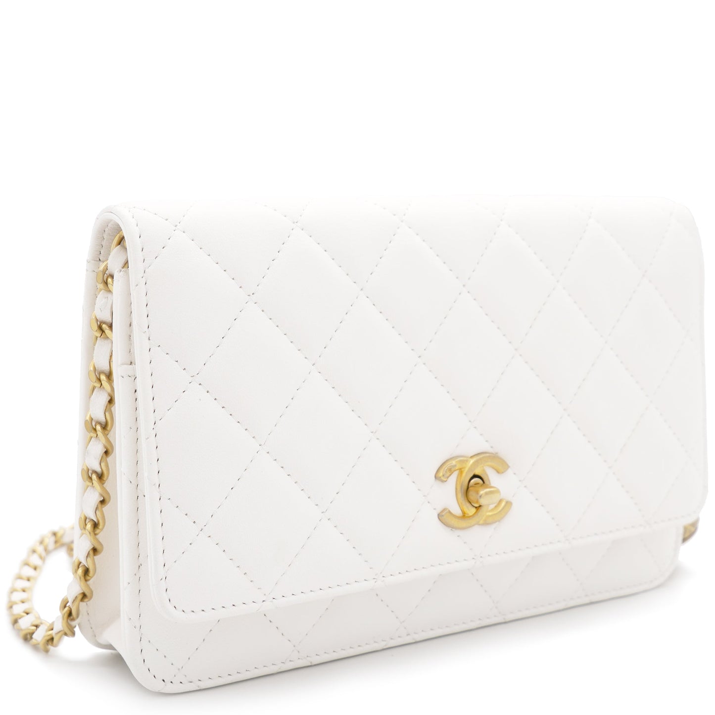 Lambskin Quilted CC Pearl Crush Wallet on Chain White