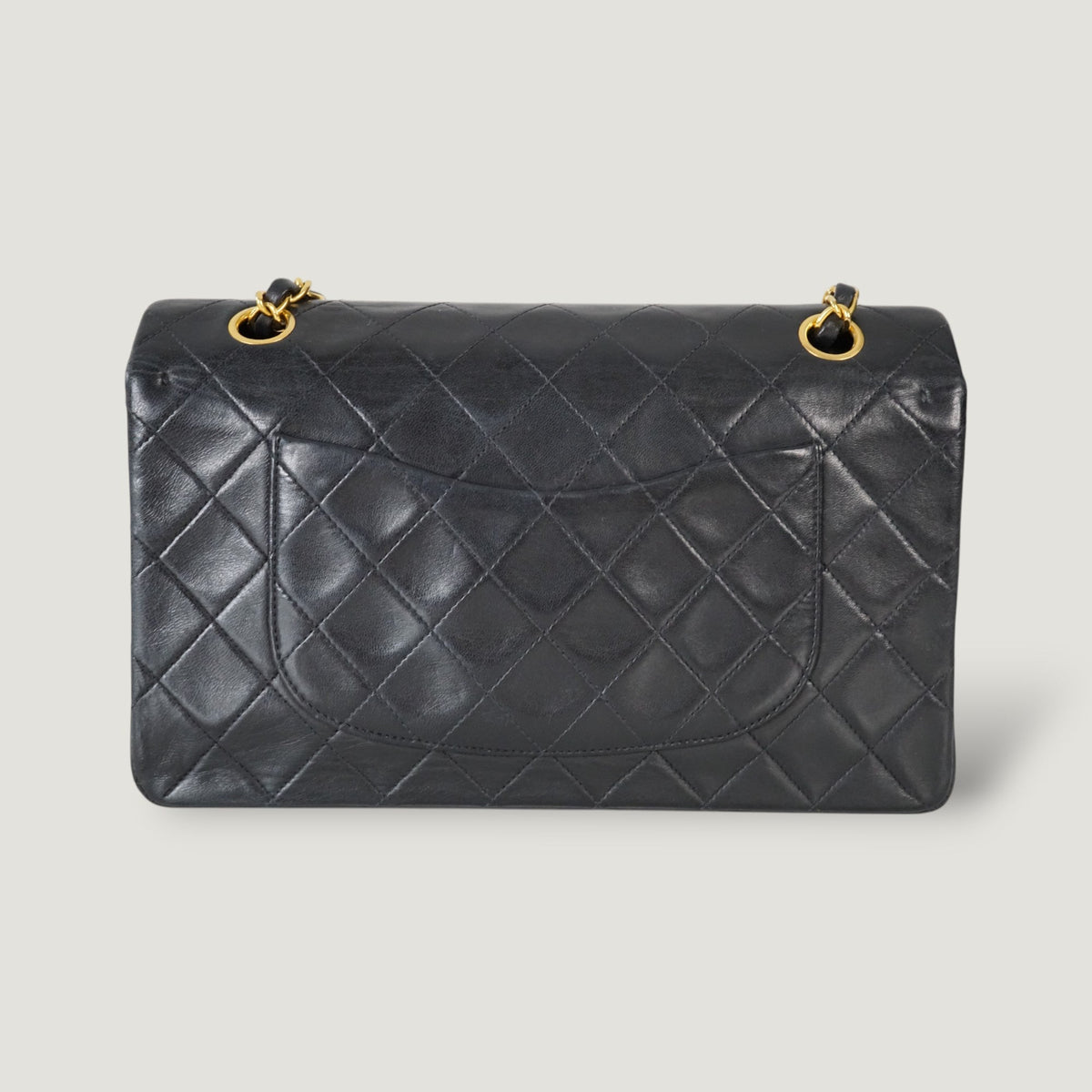 CHANEL CLASSIC MEDIUM BAG