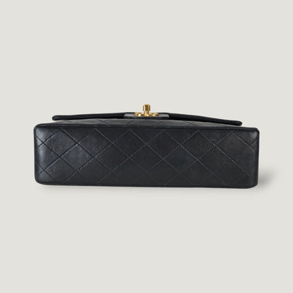 CHANEL CLASSIC MEDIUM BAG