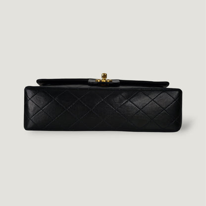 CHANEL CLASSIC MEDIUM BAG