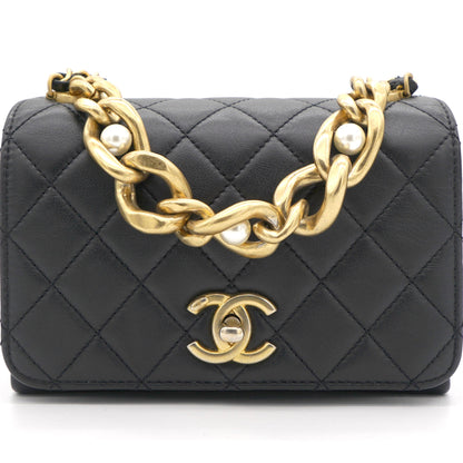 Pearl Boy Chain Bag Black