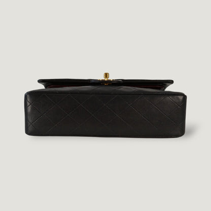 CHANEL CLASSIC MEDIUM BAG