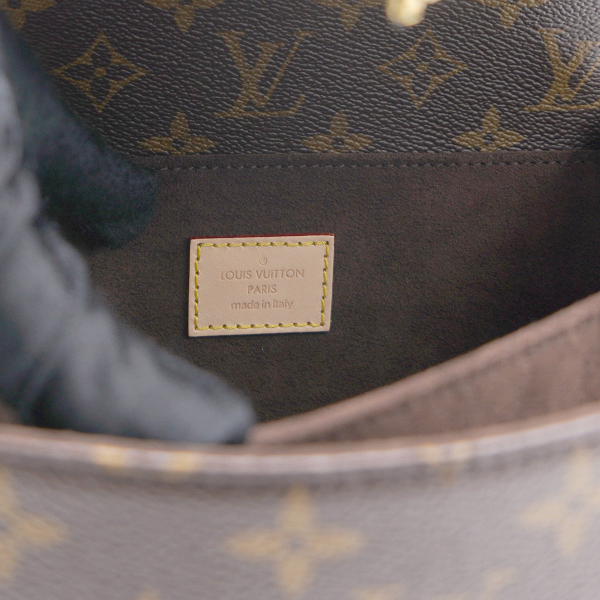 Louis-vuitton Monogram Canvas Pochette Metis Bag