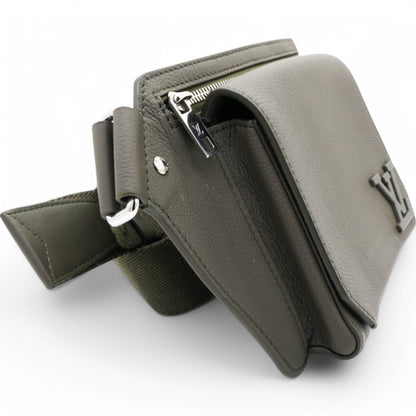 Louis-vuitton Aerogram Takeoff Calf Bag Green