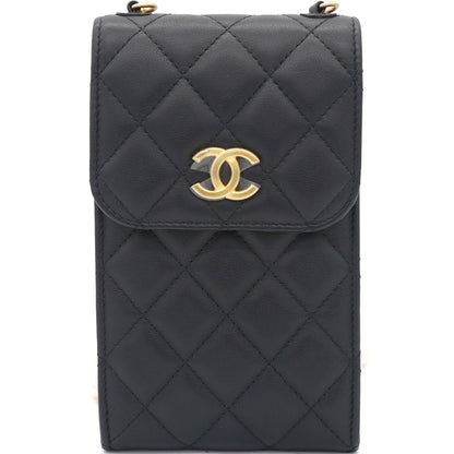 Lambskin Quilted Vertical Pearl Strap Black