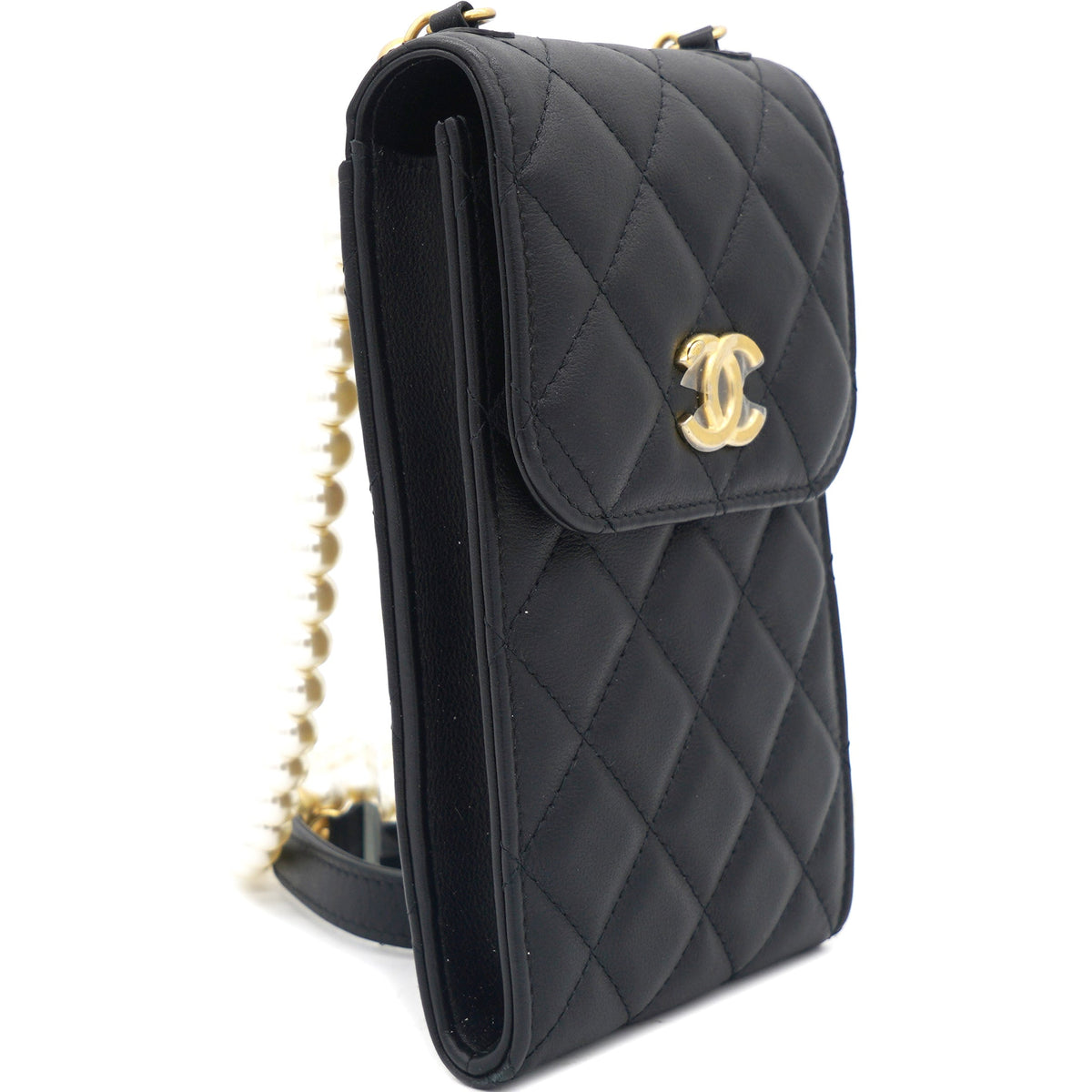 Lambskin Quilted Vertical Pearl Strap Black