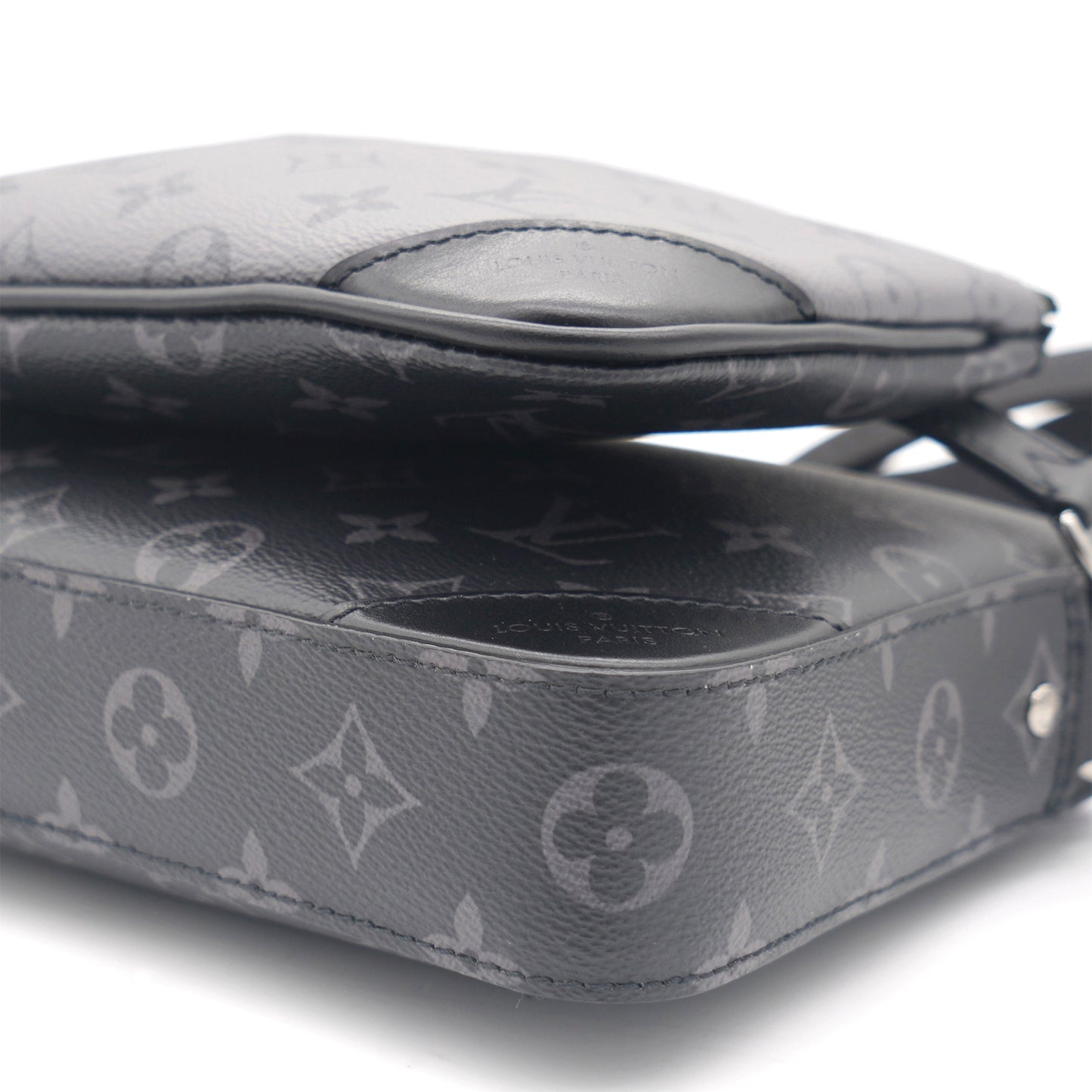 Louis-vuitton Trio Messenger Bag