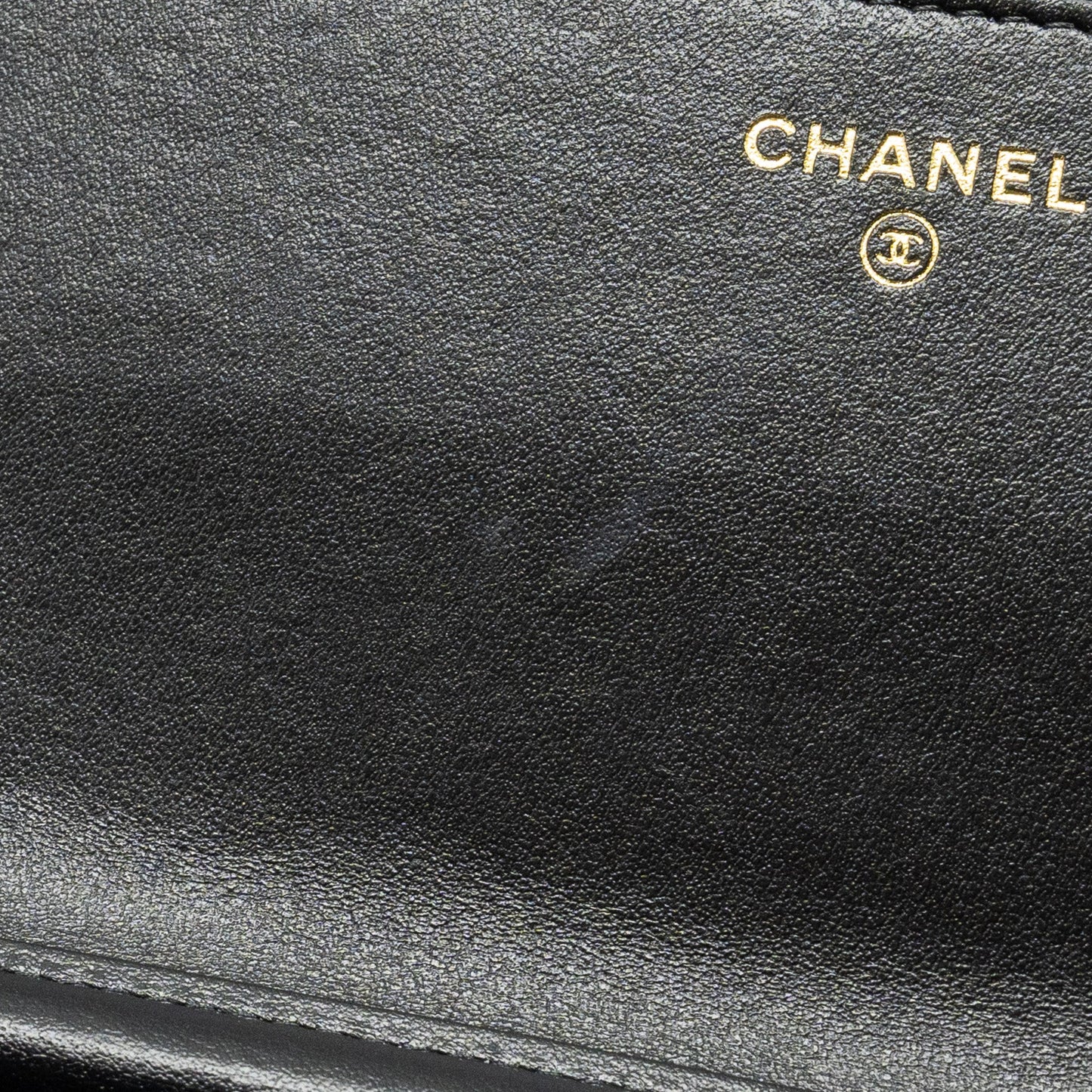 Chanel Quilted Wallet on Chain Shiny Calfskin Black GHW (microchip)