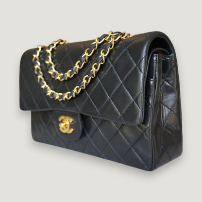 CHANEL CLASSIC MEDIUM BAG