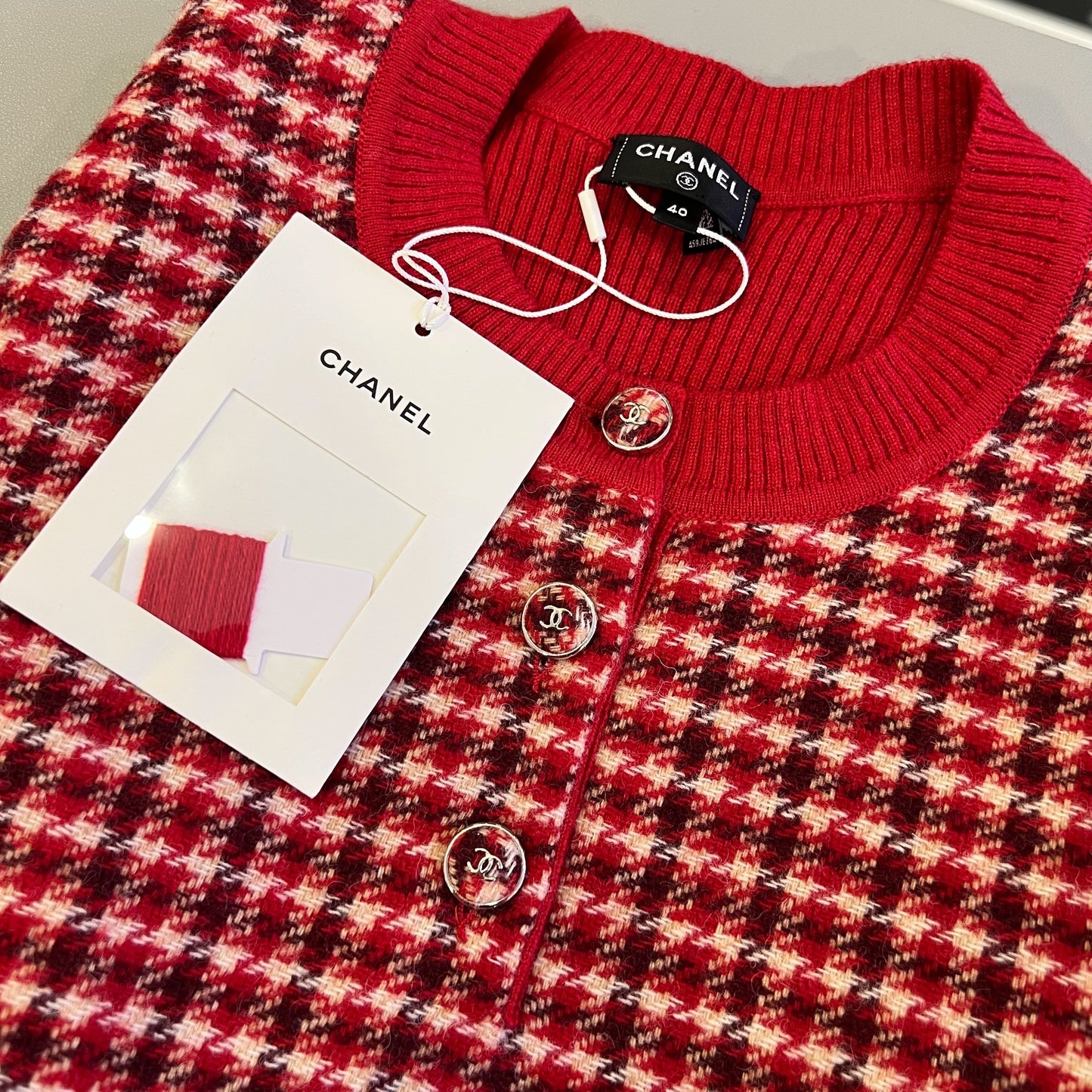 Chanel Pullover with CC Logo Buttons in Checkered Red and Cream Cashmere Size 40