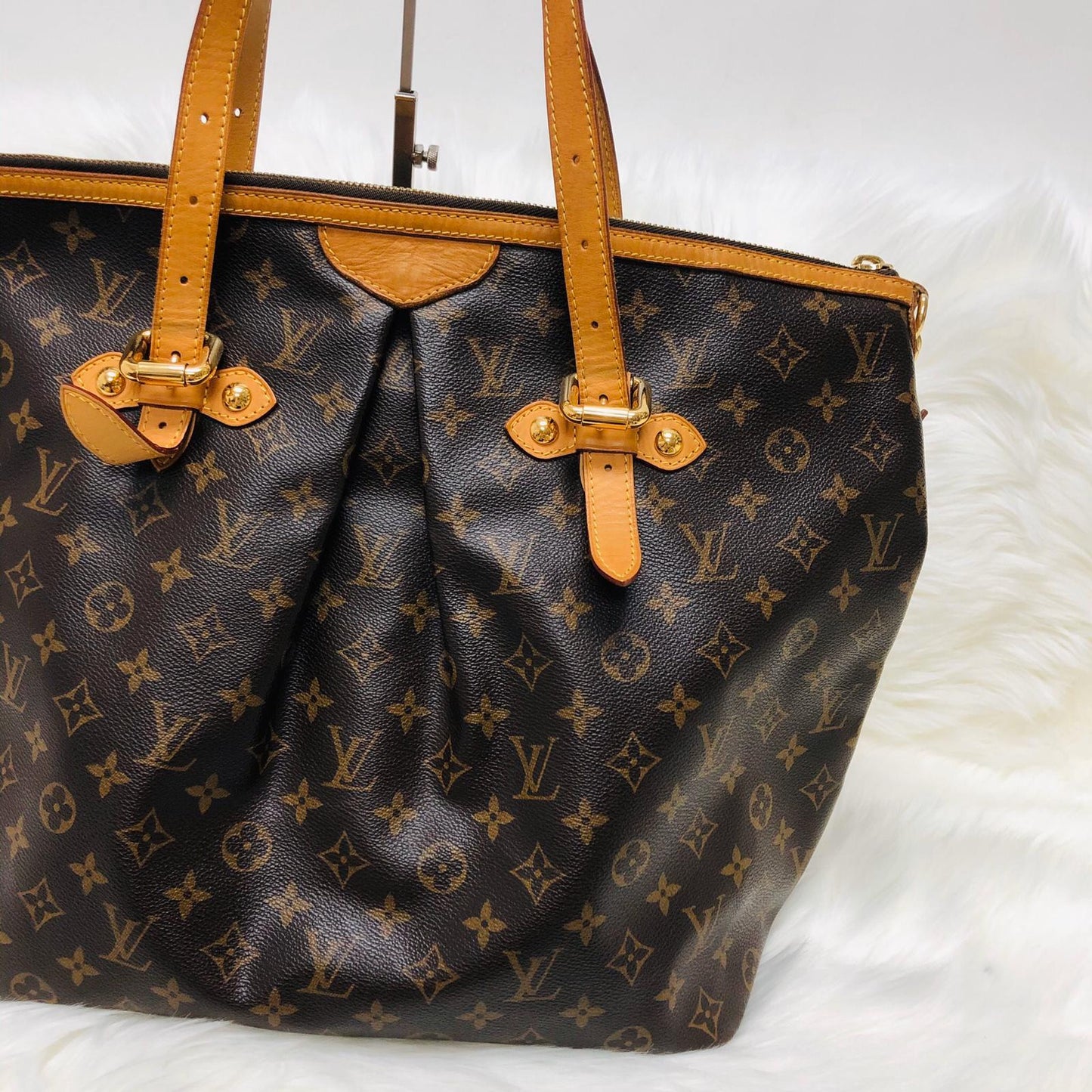 Louis-Vuitton Palermo GM Monogram Coated Canvas Bag
