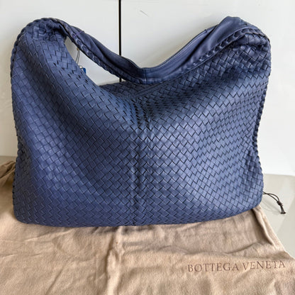 Bottega Veneta Veneta Hobo Maxi Navy Intrecciato Leather 51cm
